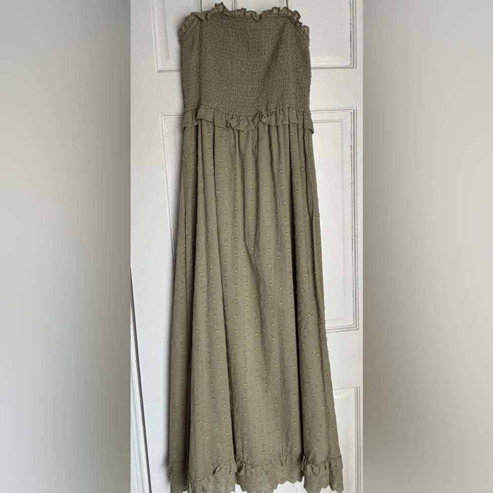 New With Tags Elegant Olive Green Strapless Summer Dress Elastic Ruffles Small